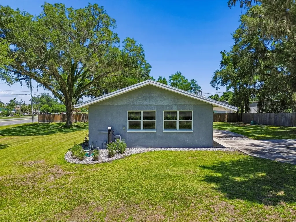 4040 NE 95th Road Wildwood FL 34785