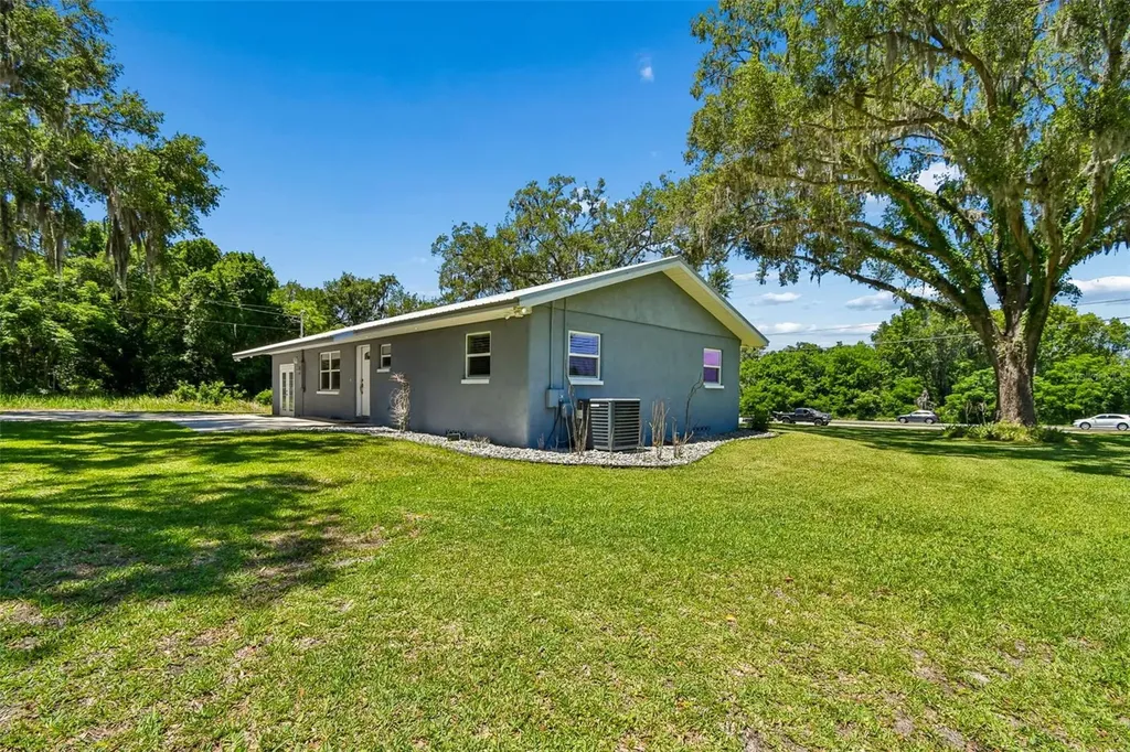 4040 NE 95th Road Wildwood FL 34785