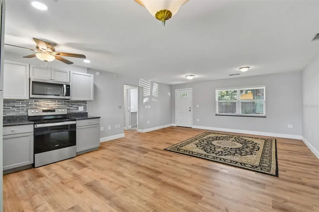 4040 NE 95th Road Wildwood FL 34785
