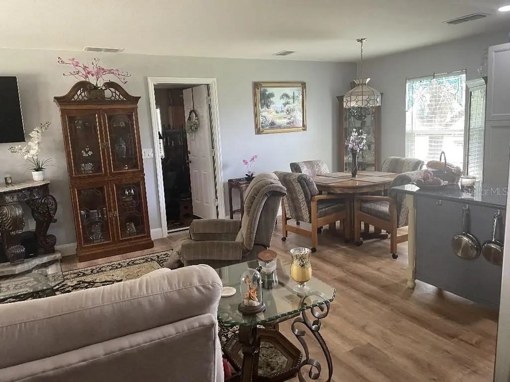 4040 NE 95th Road Wildwood FL 34785