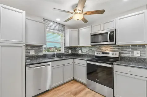 4040 NE 95th Road Wildwood FL 34785