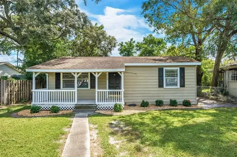 2109 E Navajo Avenue Tampa FL 33612