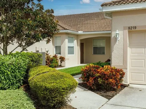 8219 Simpson Falls Court Sarasota FL 34243