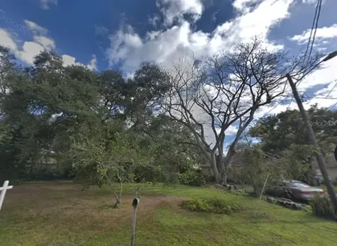 7911 Lakeshore Drive Tampa FL 33604