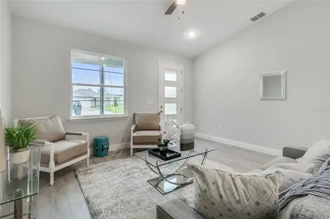 969 Cambridge Court Kissimmee FL 34758