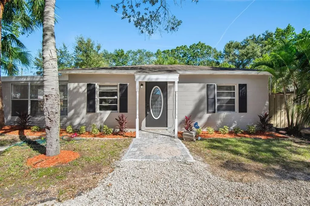 4733 W Bay Vista Avenue Tampa FL 33611