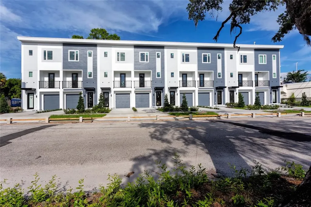 1520 N Pierce Street Tampa FL 33602