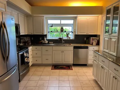 17751 Esprit Drive Tampa FL 33647