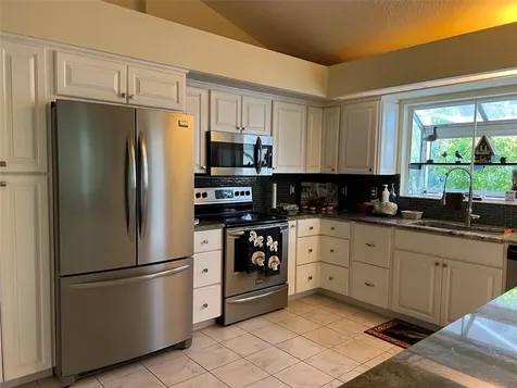 17751 Esprit Drive Tampa FL 33647