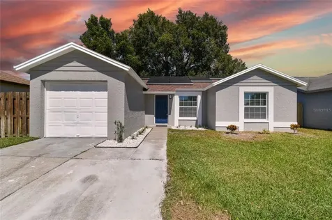 1904 Chablis Court Valrico FL 33594