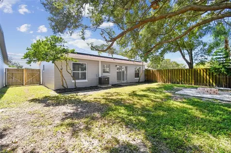 1904 Chablis Court Valrico FL 33594