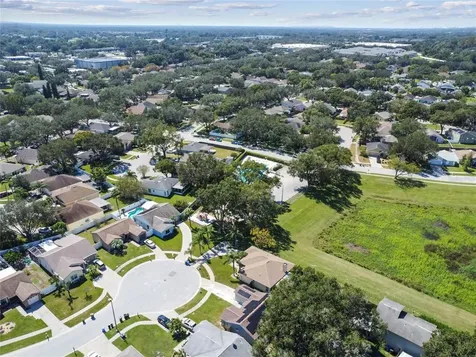 1904 Chablis Court Valrico FL 33594