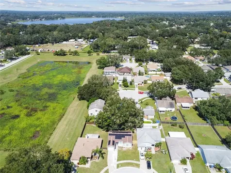 1904 Chablis Court Valrico FL 33594
