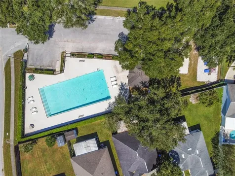 1904 Chablis Court Valrico FL 33594