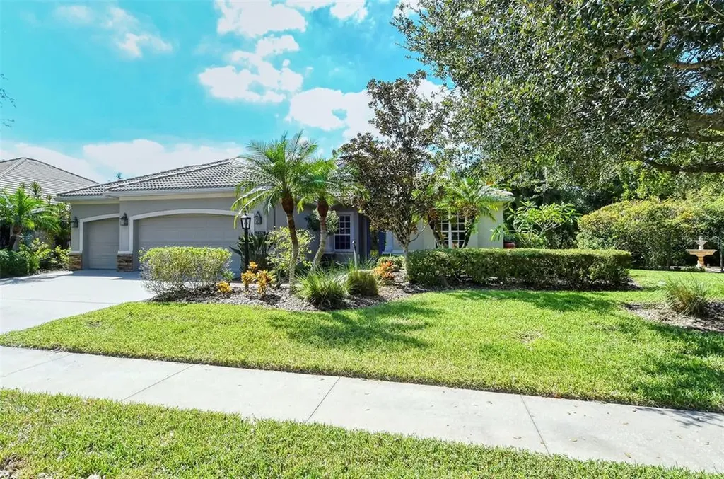 7224 Treymore Court Sarasota FL 34243