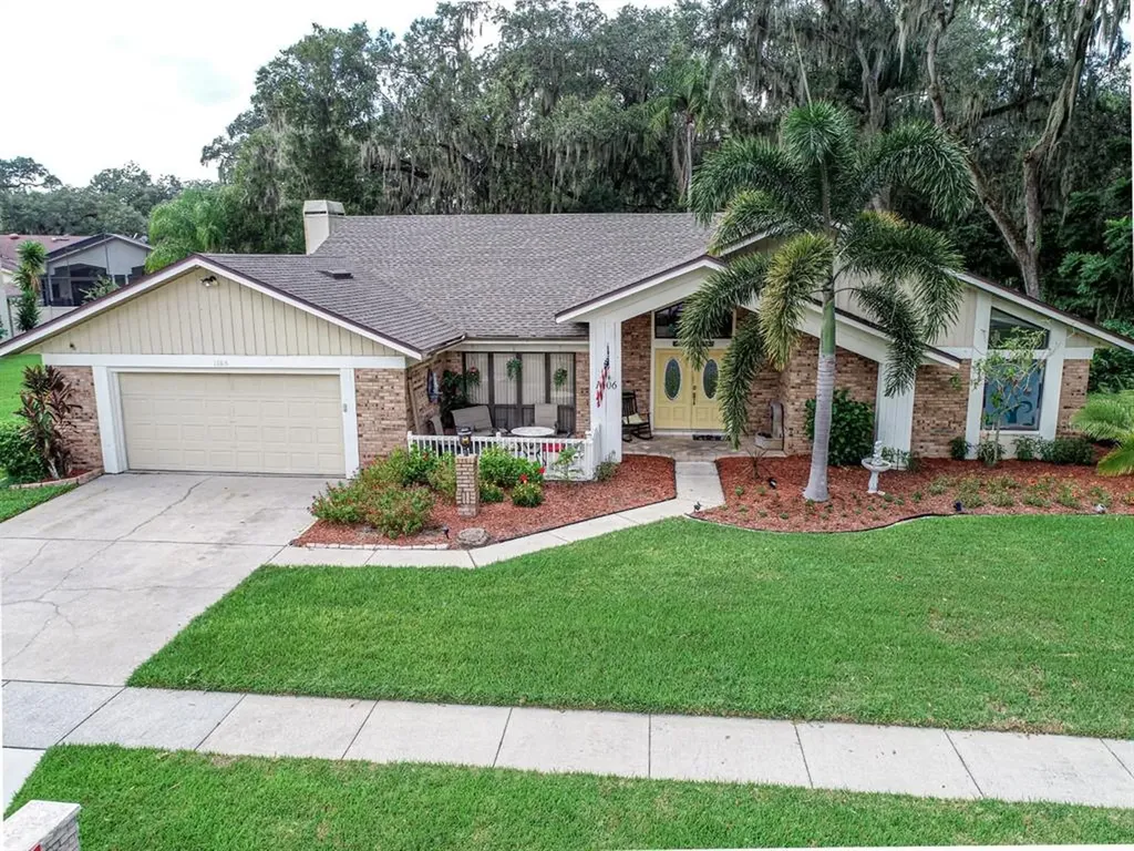 1106 Hunt Club Lane Valrico FL 33594