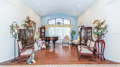 1106 Hunt Club Lane Valrico FL 33594
