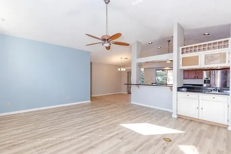 1106 Hunt Club Lane Valrico FL 33594