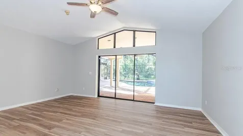 1106 Hunt Club Lane Valrico FL 33594
