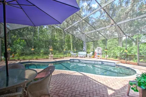1106 Hunt Club Lane Valrico FL 33594
