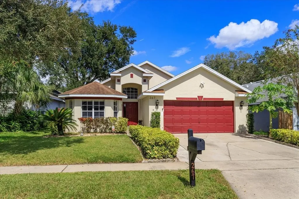267 Easton Circle Oviedo FL 32765