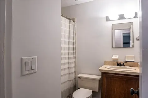 4425 NE 2nd Court Ocala FL 34479