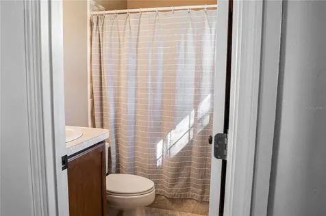 4425 NE 2nd Court Ocala FL 34479