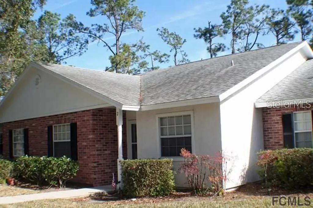 2 Kings Colony Court N Palm Coast FL 32137