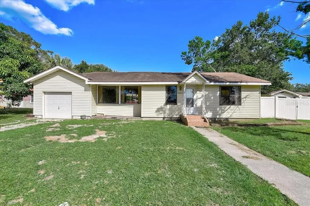 4621 23rd Street N St Petersburg FL 33714