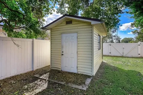 4621 23rd Street N St Petersburg FL 33714