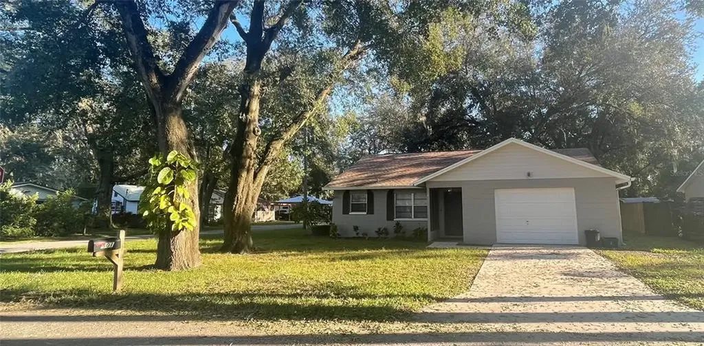 601 Tyner Street Plant City FL 33563