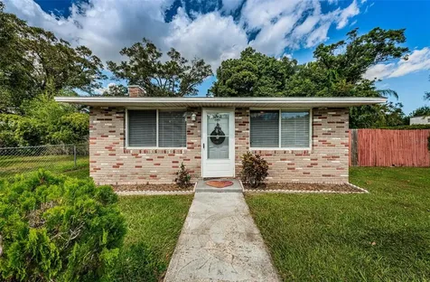 3917 53rd Avenue N St Petersburg FL 33714