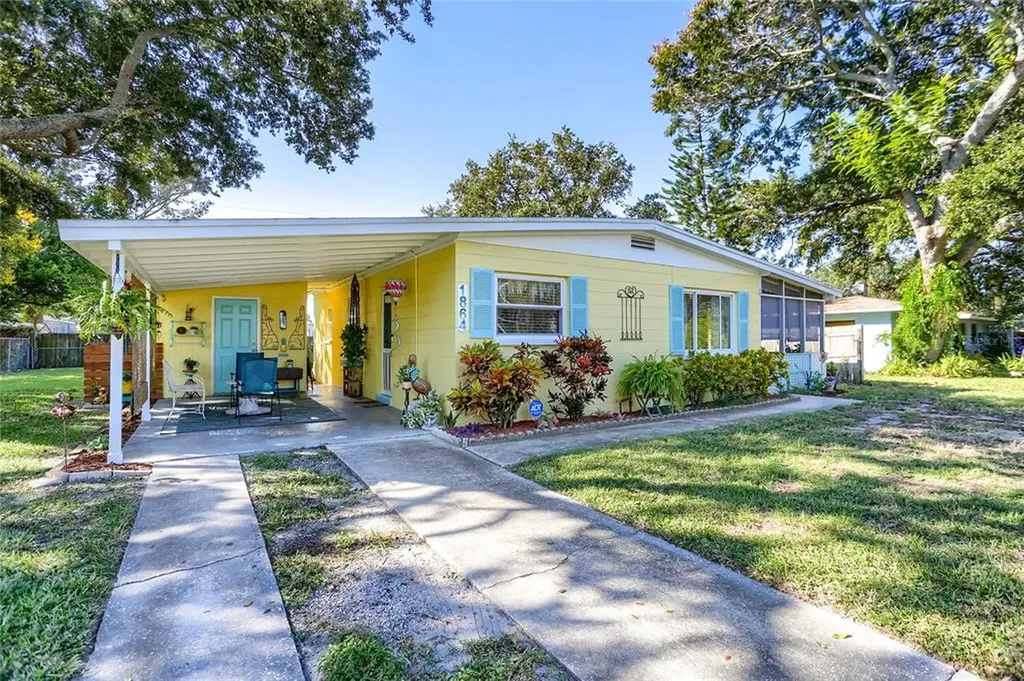 1864 Ezelle Avenue Largo FL 33770