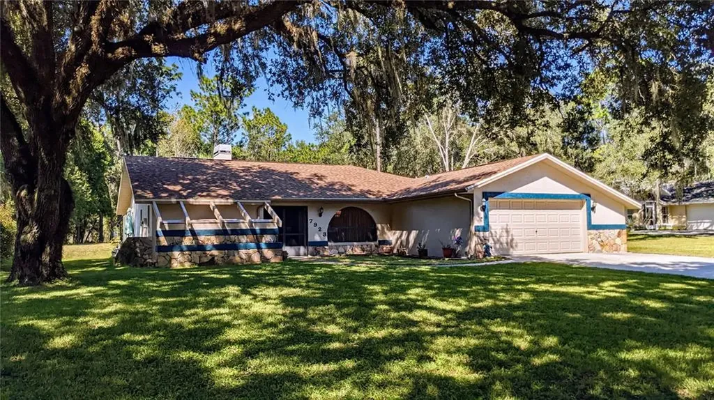 7923 W Oak Chase Court Dunnellon FL 34433
