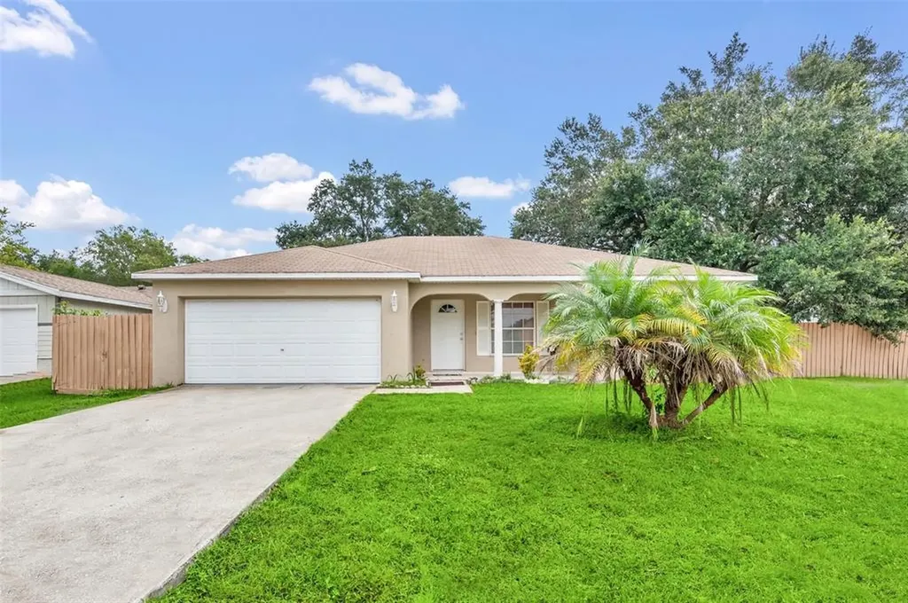 703 Del Rio Way Kissimmee FL 34758