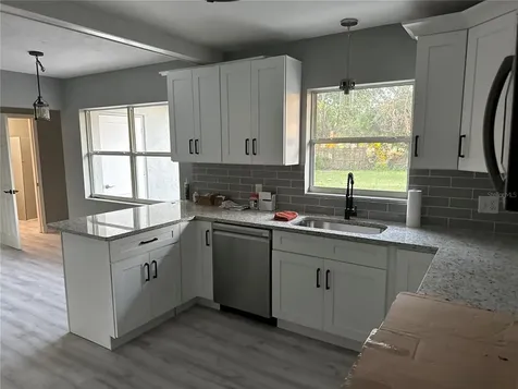 2715 40th Avenue W Bradenton FL 34205