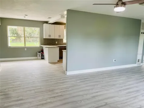 2715 40th Avenue W Bradenton FL 34205