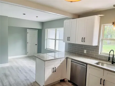 2715 40th Avenue W Bradenton FL 34205