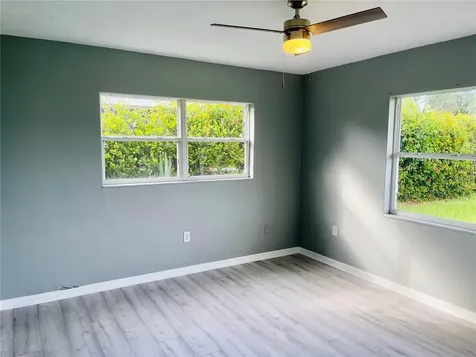 2715 40th Avenue W Bradenton FL 34205