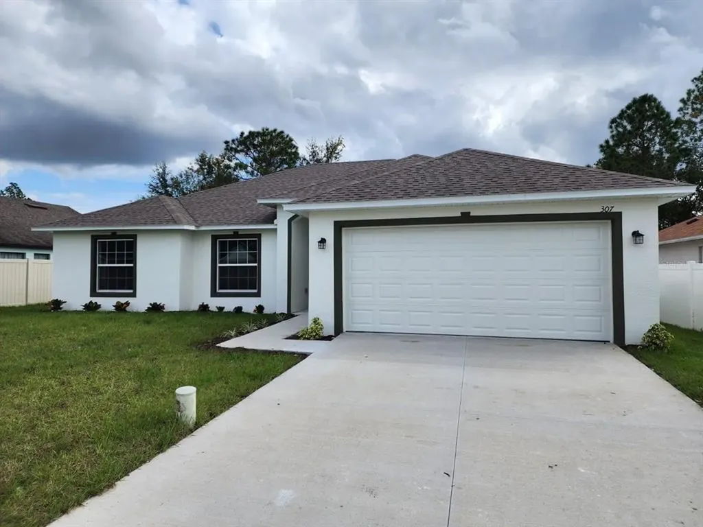 307 Chelmsford Court Kissimmee FL 34758