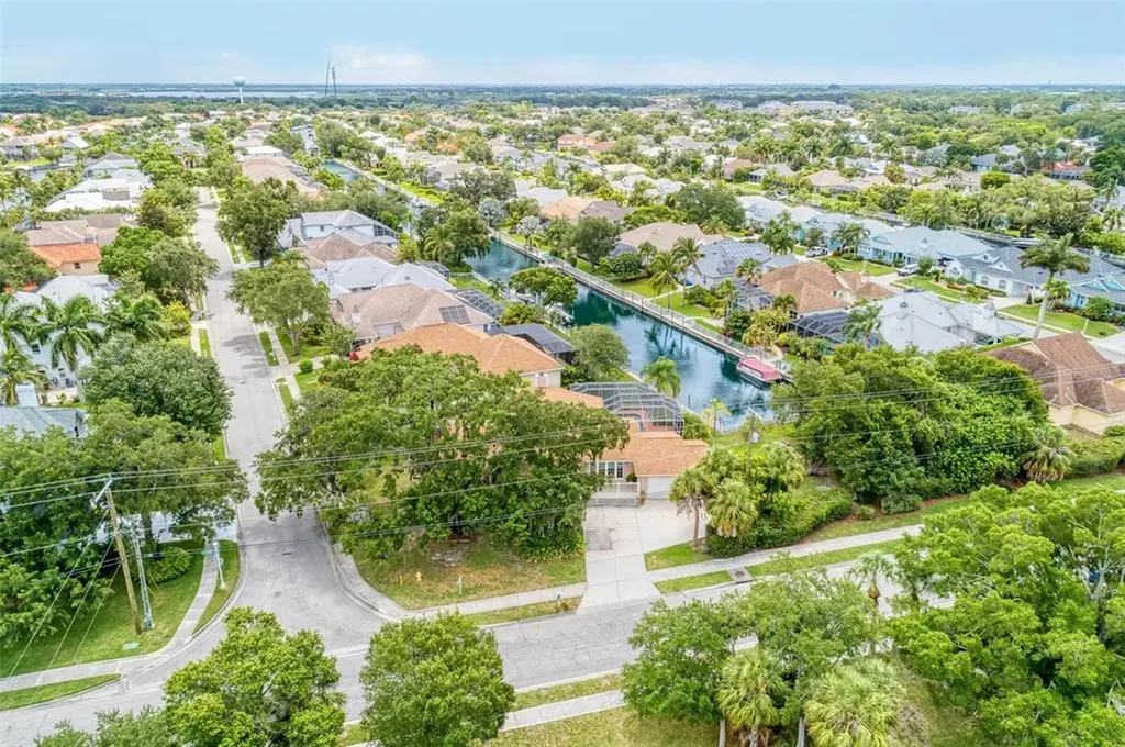 215 43rd Street Boulevard NE Bradenton FL 34208