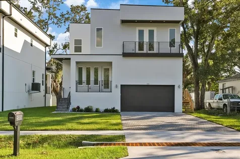 5006 W Idaho Street Tampa FL 33616