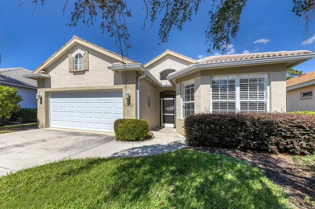 9905 Royal Lytham Avenue Bradenton FL 34202