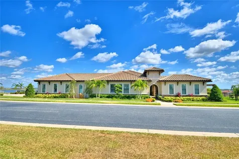 176 Fringe Tree Drive Lake Alfred FL 33850