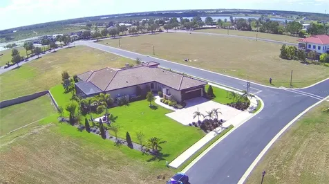 176 Fringe Tree Drive Lake Alfred FL 33850