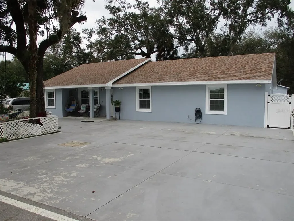 1697 SW 22nd Terrace Okeechobee FL 34974