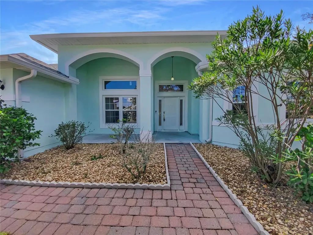 2899 Sweetspire Circle Kissimmee FL 34746