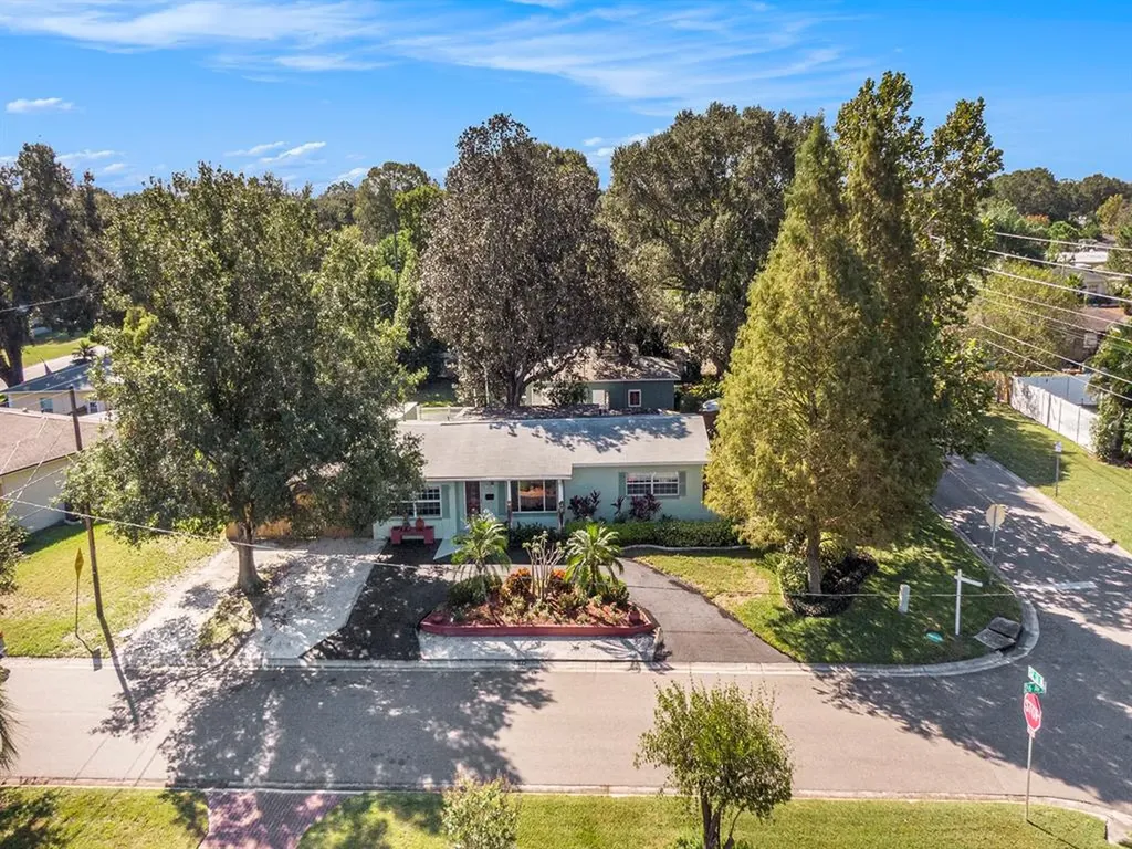 5196 26th Avenue N St Petersburg FL 33710