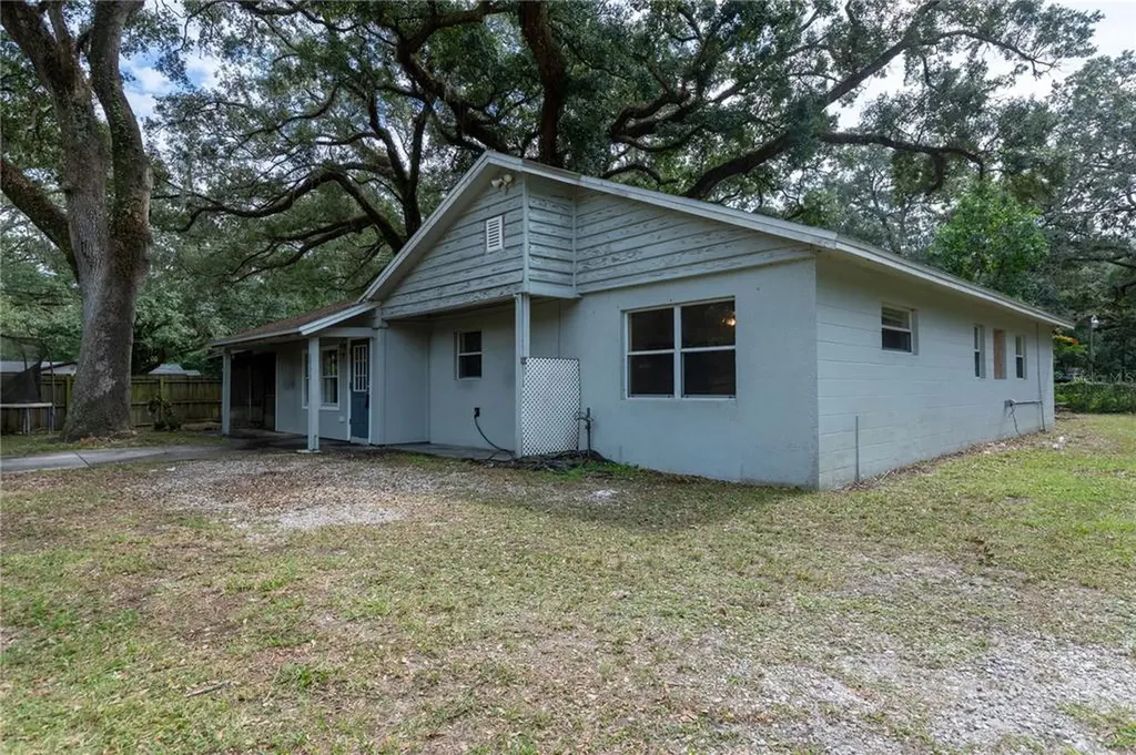 2933 E 148th Avenue Lutz FL 33559