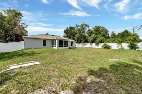 401 Elkin Avenue Deltona FL 32738